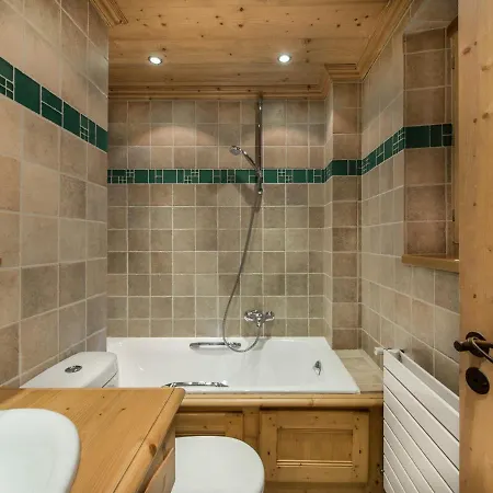 Chalet De Charme 4 Chambres, Balcons, Jardin, Proche Centre Et Telecabine - Fr-1-453-12